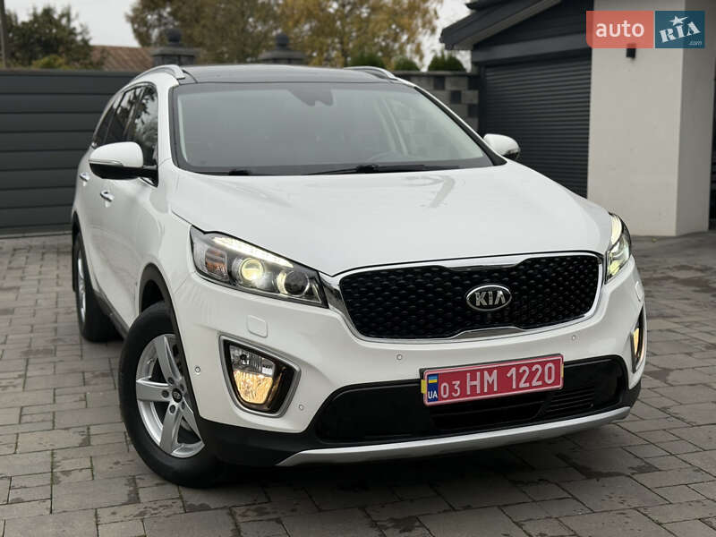 Внедорожник / Кроссовер Kia Sorento 2016 в Ровно