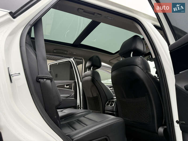 Внедорожник / Кроссовер Kia Sorento 2016 в Ровно