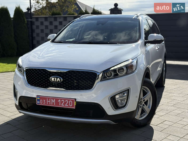Внедорожник / Кроссовер Kia Sorento 2016 в Ровно