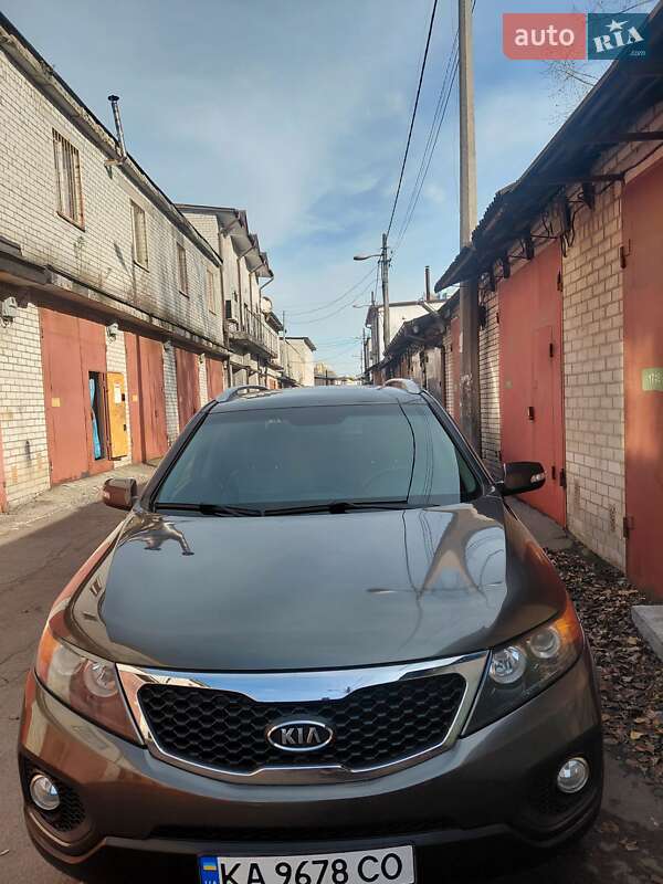 Внедорожник / Кроссовер Kia Sorento 2012 в Киеве