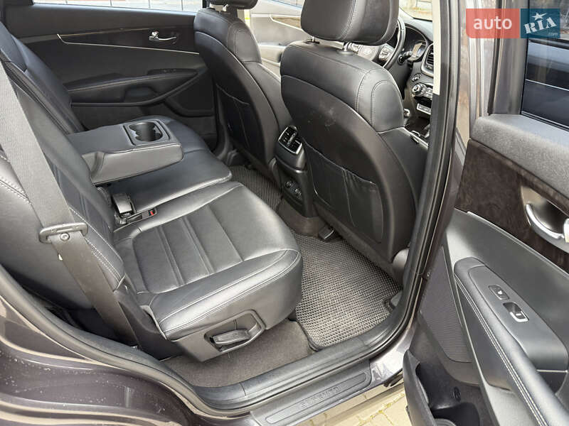 Внедорожник / Кроссовер Kia Sorento 2017 в Одессе фото 25 Внедорожник / Кроссовер Kia Sorento 2017 в Одессе