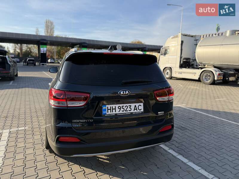 Внедорожник / Кроссовер Kia Sorento 2017 в Одессе