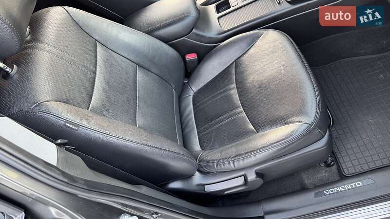 Позашляховик / Кросовер Kia Sorento 2013 в Тернополі фото 30 Позашляховик / Кросовер Kia Sorento 2013 в Тернополі