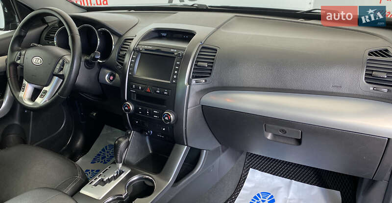 Внедорожник / Кроссовер Kia Sorento 2012 в Львове фото 9 Внедорожник / Кроссовер Kia Sorento 2012 в Львове