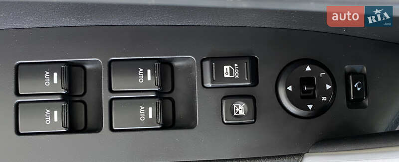 Внедорожник / Кроссовер Kia Sorento 2012 в Львове фото 26 Внедорожник / Кроссовер Kia Sorento 2012 в Львове