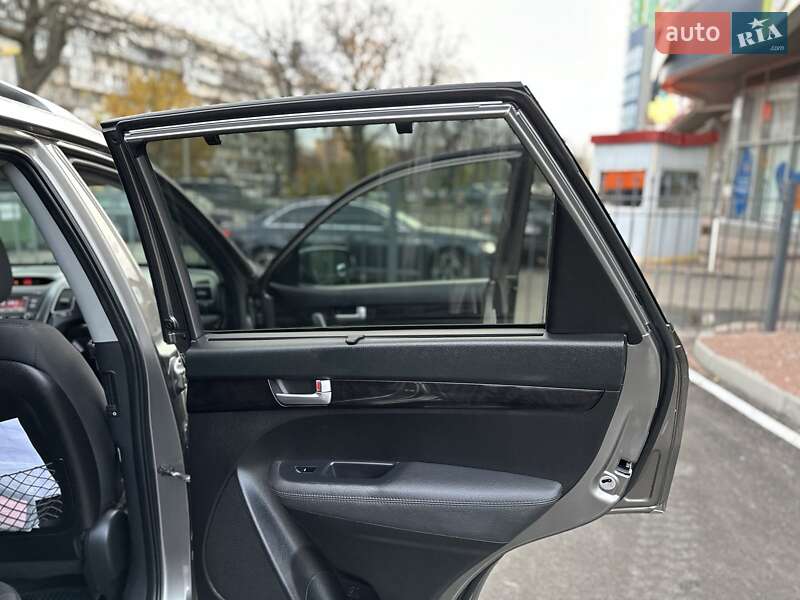 Внедорожник / Кроссовер Kia Sorento 2014 в Киеве
