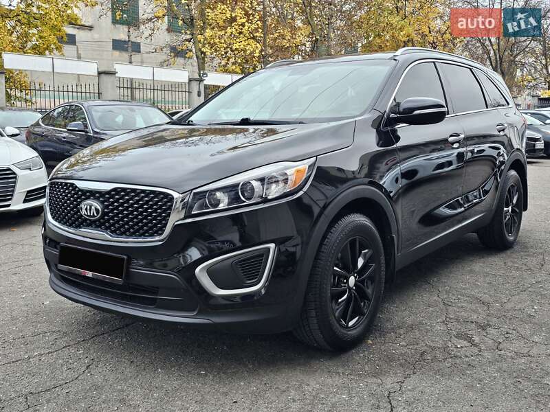 Внедорожник / Кроссовер Kia Sorento 2017 в Одессе