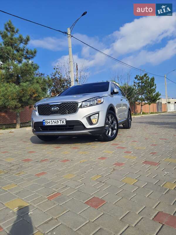 Позашляховик / Кросовер Kia Sorento 2015 в Ізмаїлі