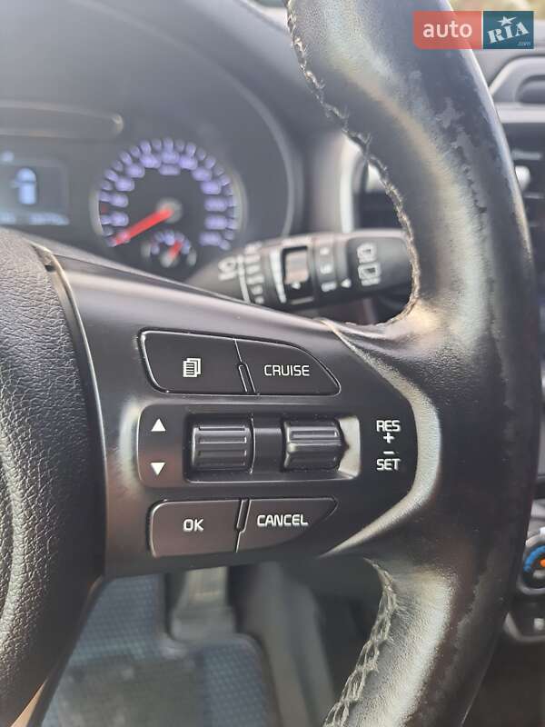 Позашляховик / Кросовер Kia Sorento 2015 в Ізмаїлі