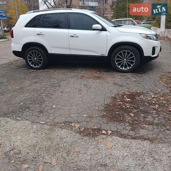 Внедорожник / Кроссовер Kia Sorento 2014 в Славянске