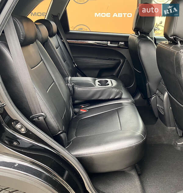 Позашляховик / Кросовер Kia Sorento 2013 в Рівному