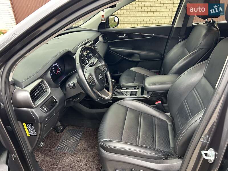 Внедорожник / Кроссовер Kia Sorento 2015 в Одессе