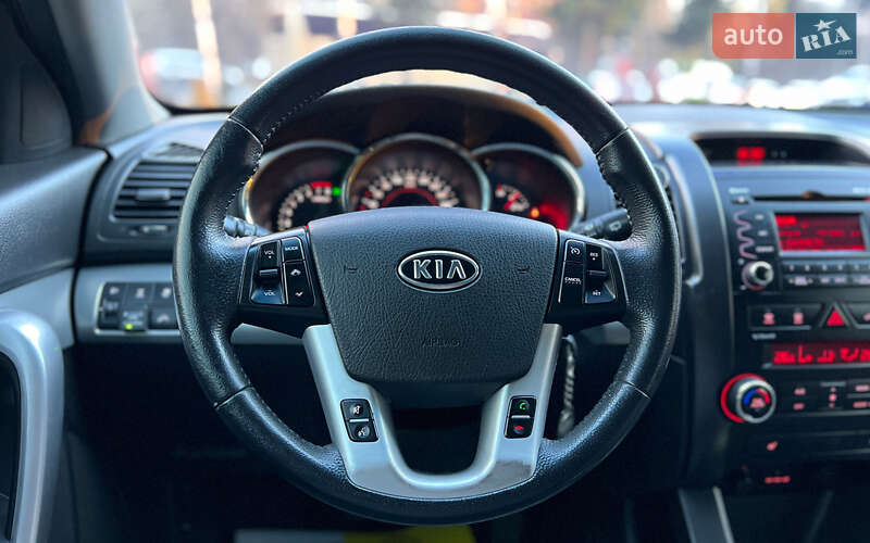 Внедорожник / Кроссовер Kia Sorento 2012 в Львове