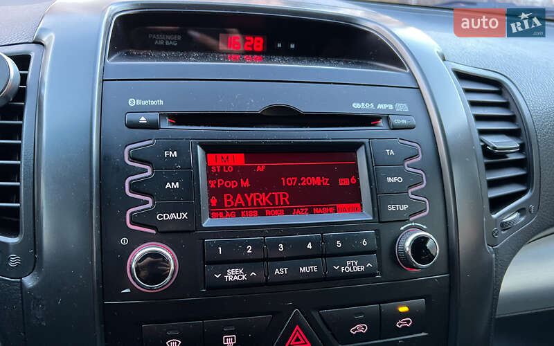 Внедорожник / Кроссовер Kia Sorento 2012 в Львове