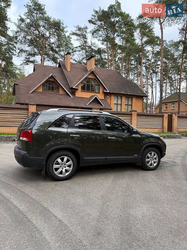 Позашляховик / Кросовер Kia Sorento 2011 в Чернігові