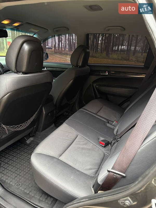 Позашляховик / Кросовер Kia Sorento 2011 в Чернігові