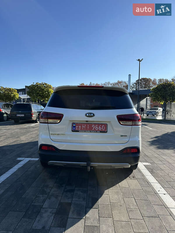 Внедорожник / Кроссовер Kia Sorento 2016 в Луцке фото 6 Внедорожник / Кроссовер Kia Sorento 2016 в Луцке