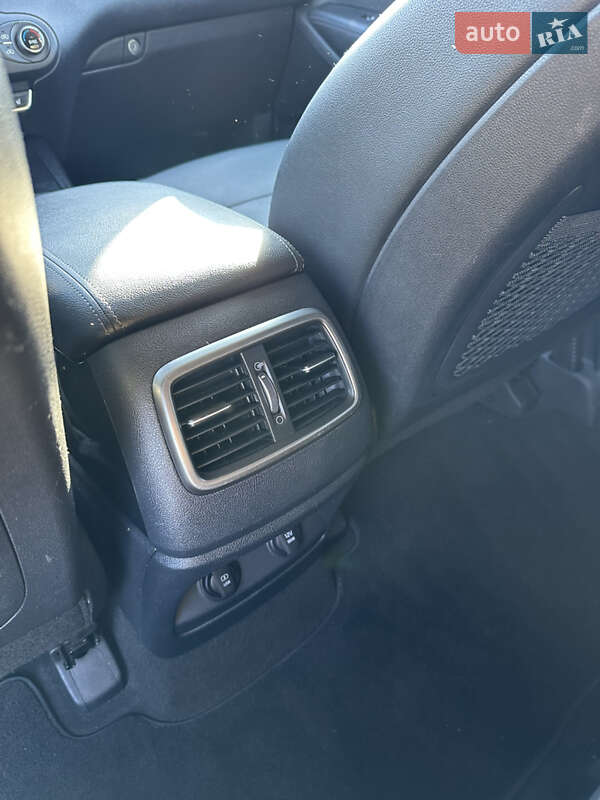 Внедорожник / Кроссовер Kia Sorento 2016 в Луцке фото 23 Внедорожник / Кроссовер Kia Sorento 2016 в Луцке