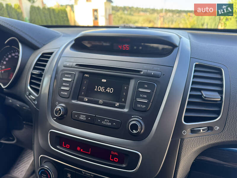 Внедорожник / Кроссовер Kia Sorento 2013 в Дрогобыче фото 19 Внедорожник / Кроссовер Kia Sorento 2013 в Дрогобыче