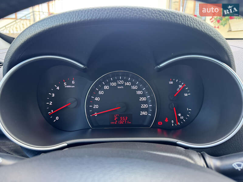 Внедорожник / Кроссовер Kia Sorento 2013 в Дрогобыче фото 40 Внедорожник / Кроссовер Kia Sorento 2013 в Дрогобыче