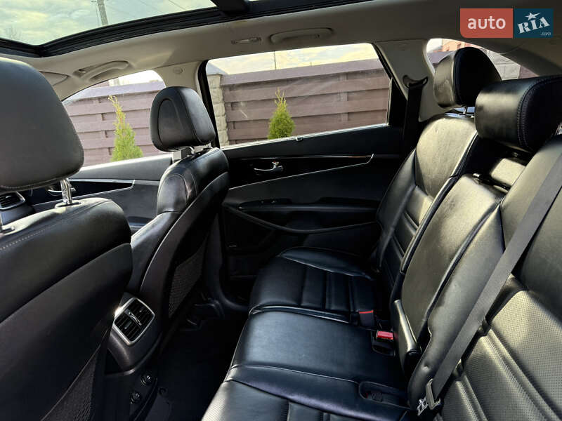 Внедорожник / Кроссовер Kia Sorento 2015 в Стрые