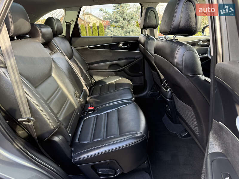 Внедорожник / Кроссовер Kia Sorento 2015 в Стрые