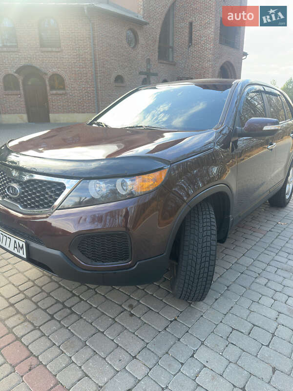 Внедорожник / Кроссовер Kia Sorento 2011 в Львове фото 9 Внедорожник / Кроссовер Kia Sorento 2011 в Львове