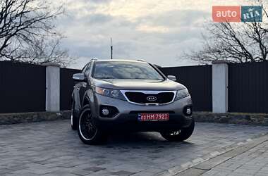 Внедорожник / Кроссовер Kia Sorento 2012 в Вознесенске