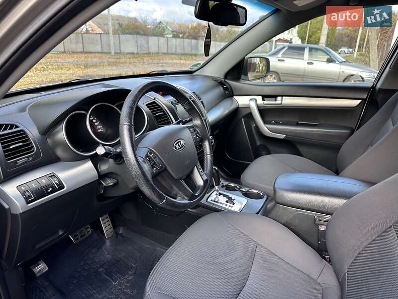 Внедорожник / Кроссовер Kia Sorento 2010 в Полтаве фото 11 Внедорожник / Кроссовер Kia Sorento 2010 в Полтаве