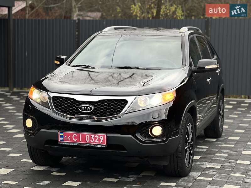Позашляховик / Кросовер Kia Sorento 2012 в Ужгороді