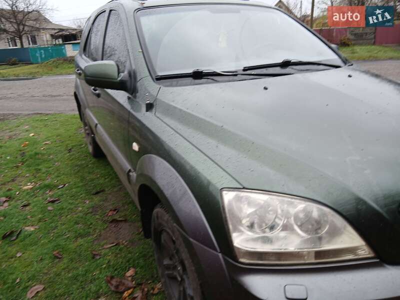 Позашляховик / Кросовер Kia Sorento 2002 в Добропіллі