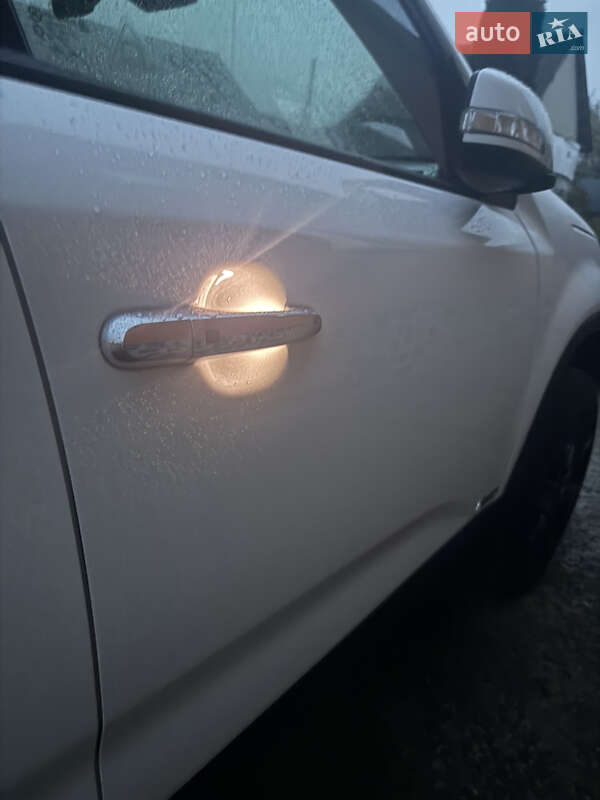 Позашляховик / Кросовер Kia Sorento 2014 в Рівному фото 15 Позашляховик / Кросовер Kia Sorento 2014 в Рівному