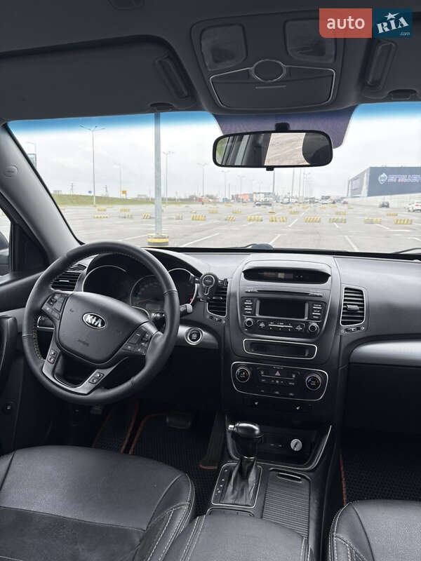 Позашляховик / Кросовер Kia Sorento 2013 в Львові фото 19 Позашляховик / Кросовер Kia Sorento 2013 в Львові