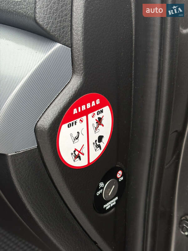 Позашляховик / Кросовер Kia Sorento 2013 в Львові фото 27 Позашляховик / Кросовер Kia Sorento 2013 в Львові