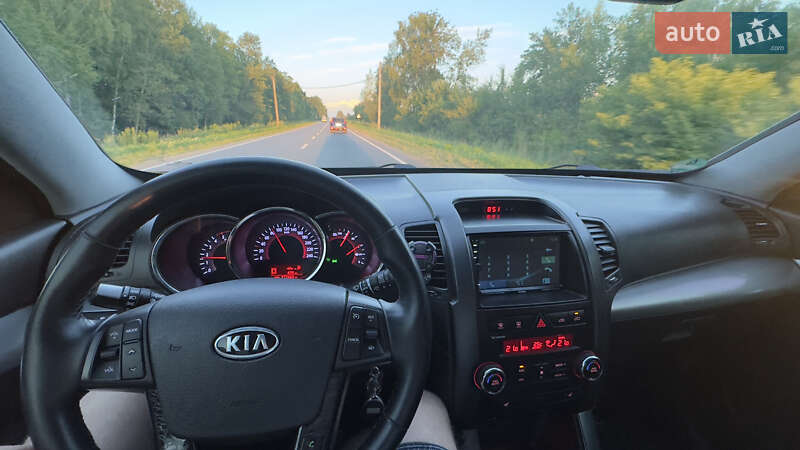 Внедорожник / Кроссовер Kia Sorento 2011 в Ивано-Франковске