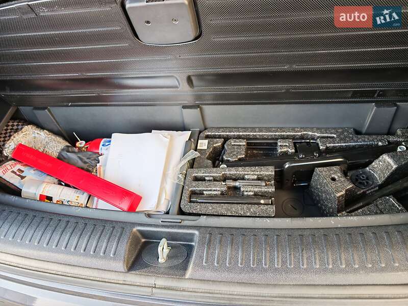 Позашляховик / Кросовер Kia Sorento 2016 в Могилів-Подільському фото 36 Позашляховик / Кросовер Kia Sorento 2016 в Могилів-Подільському