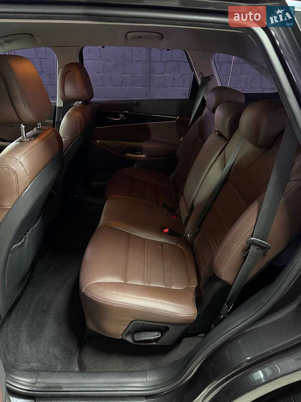 Внедорожник / Кроссовер Kia Sorento 2016 в Киеве фото 6 Внедорожник / Кроссовер Kia Sorento 2016 в Киеве