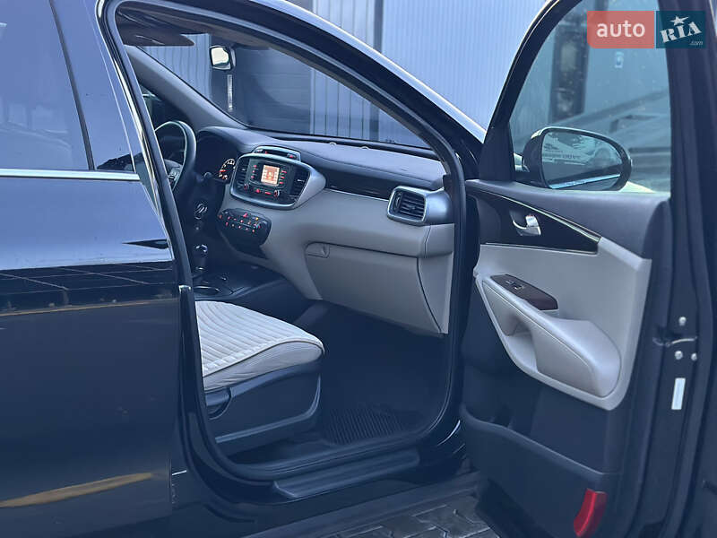 Внедорожник / Кроссовер Kia Sorento 2015 в Владимире фото 107 Внедорожник / Кроссовер Kia Sorento 2015 в Владимире