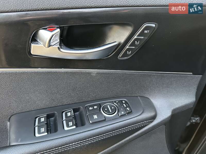 Внедорожник / Кроссовер Kia Sorento 2015 в Хмельницком