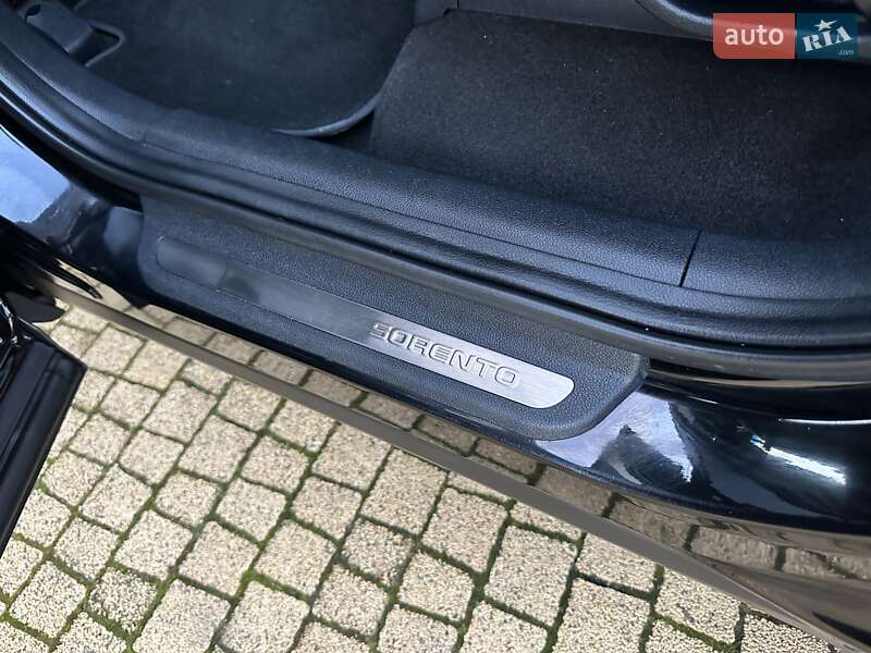 Внедорожник / Кроссовер Kia Sorento 2015 в Хмельницком