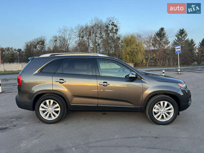 Позашляховик / Кросовер Kia Sorento 2012 в Луцьку