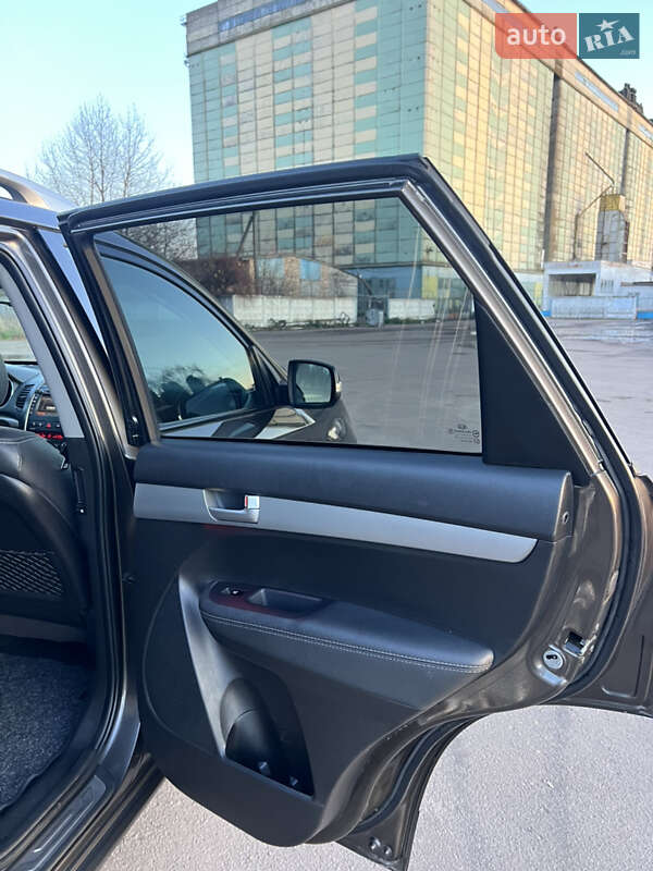 Позашляховик / Кросовер Kia Sorento 2012 в Луцьку