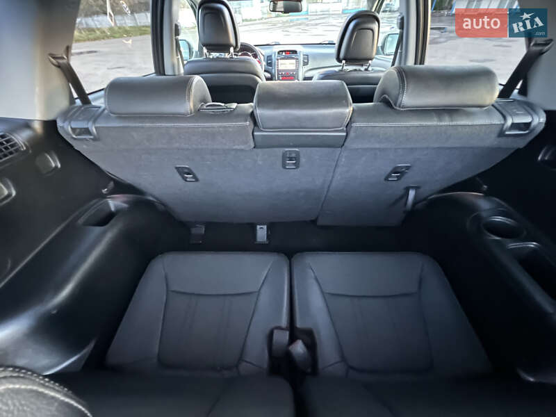 Позашляховик / Кросовер Kia Sorento 2012 в Луцьку