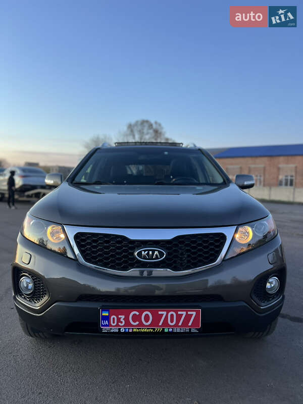 Позашляховик / Кросовер Kia Sorento 2012 в Луцьку