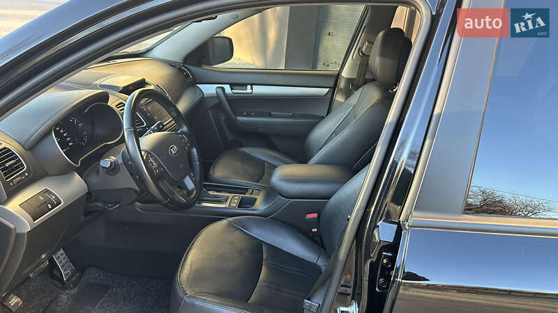 Внедорожник / Кроссовер Kia Sorento 2013 в Калуше