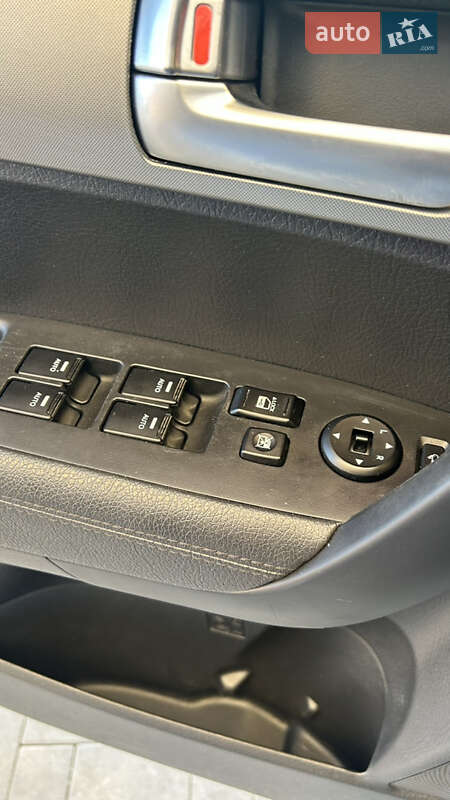 Внедорожник / Кроссовер Kia Sorento 2013 в Калуше