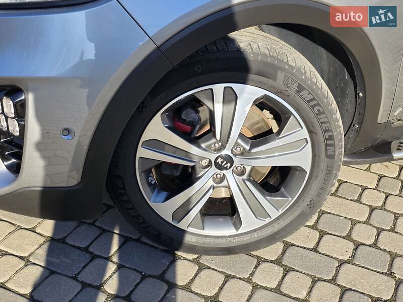 Позашляховик / Кросовер Kia Sorento 2020 в Івано-Франківську