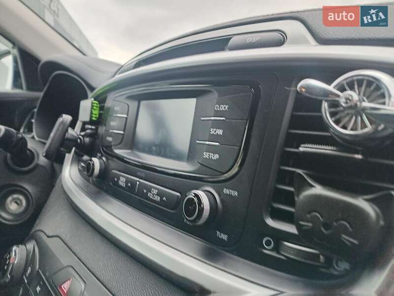 Внедорожник / Кроссовер Kia Sorento 2015 в Львове фото 30 Внедорожник / Кроссовер Kia Sorento 2015 в Львове