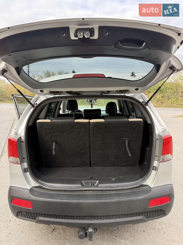 Позашляховик / Кросовер Kia Sorento 2010 в Кременці фото 31 Позашляховик / Кросовер Kia Sorento 2010 в Кременці