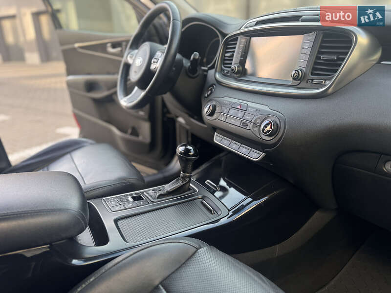 Внедорожник / Кроссовер Kia Sorento 2015 в Ивано-Франковске фото 43 Внедорожник / Кроссовер Kia Sorento 2015 в Ивано-Франковске